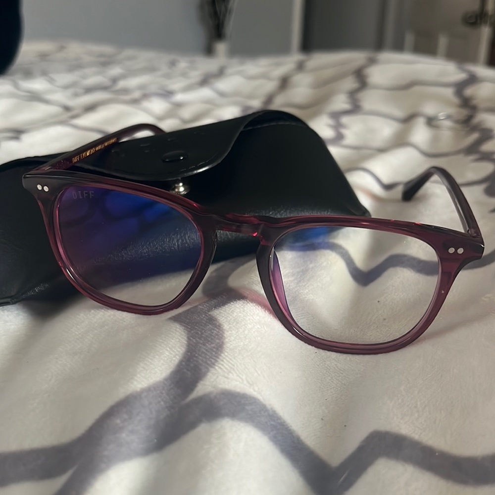 Diff Raspberry Maxwell Blue Light Glasses - image 2
